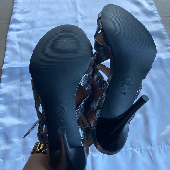Michael Kors Pewter Stilettos - Picture 5 of 6